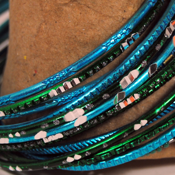 Bangles Set Green & Aqua w/Silver Black Accents - Picture 4 of 4